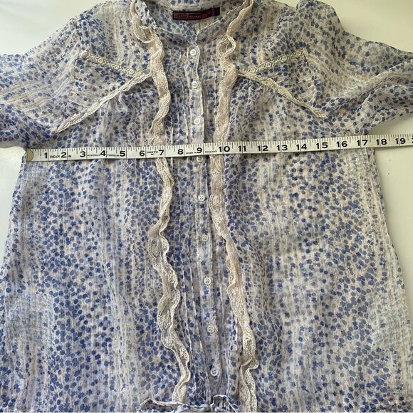 Carling in Love paris top printed ruffle button top Medium - Picture 8 of 14